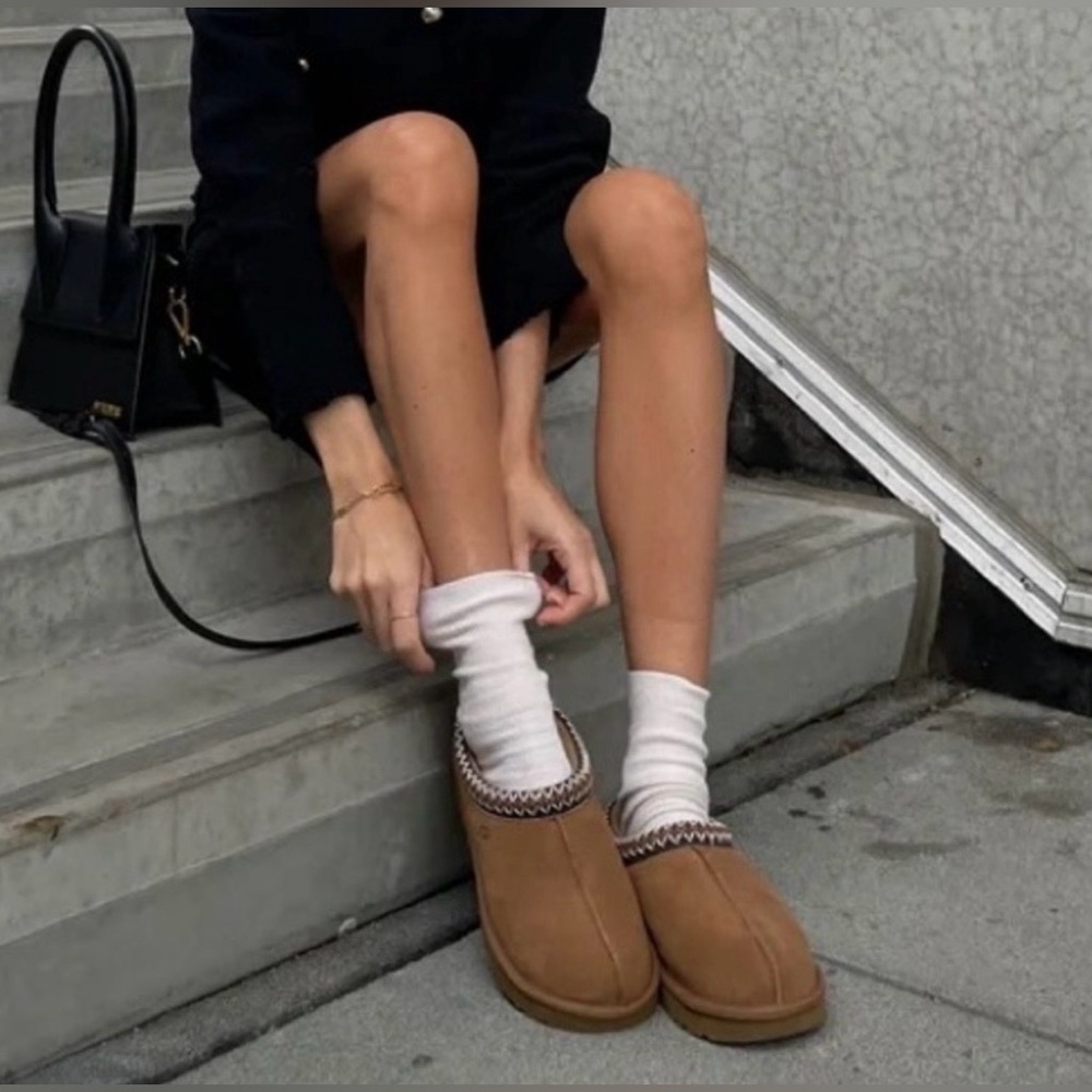 Ugg Women’s Tasman Slippers chestnut Size 7